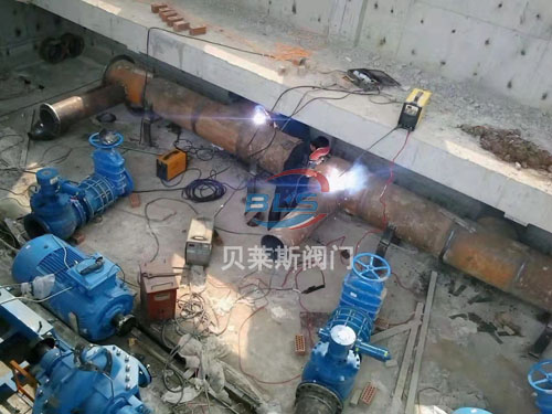 成都龍泉驛一汽汽車廠區(qū)閘閥伸縮節(jié)安裝現(xiàn)場(chǎng)